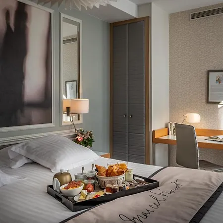 Litteraire Le Swann, Bw Premier Collection 4* Paris