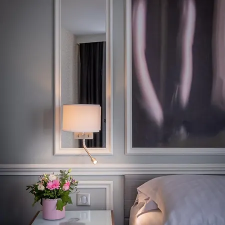 Hotel Litteraire Le Swann, Bw Premier Collection 4*