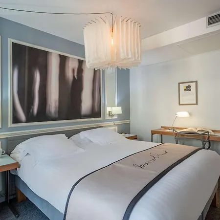 Hotel Litteraire Le Swann, Bw Premier Collection 4*