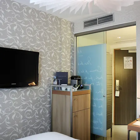 Litteraire Le Swann, Bw Premier Collection מלון 4*