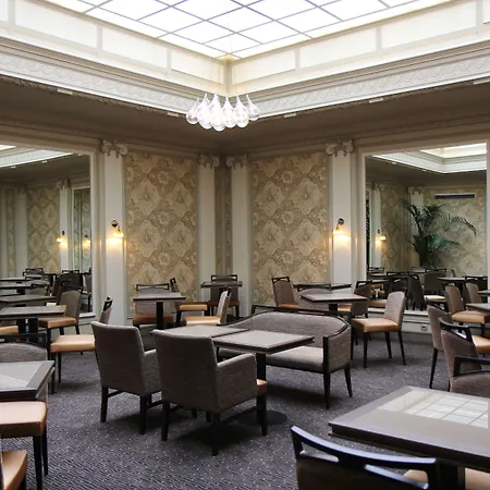 Hotel Litteraire Le Swann, Bw Premier Collection 4*