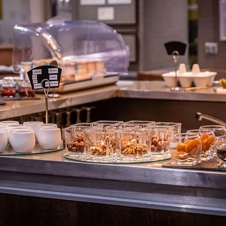 Litteraire Le Swann, Bw Premier Collection فندق 4*