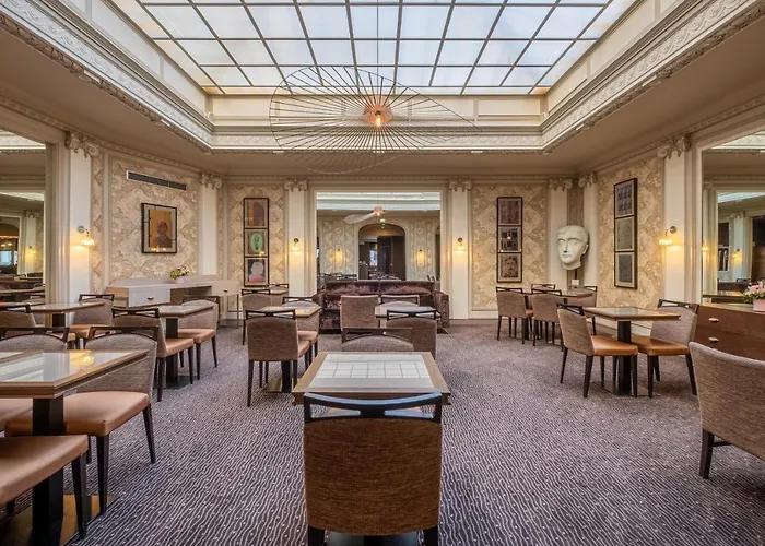 Litteraire Le Swann, Bw Premier Collection