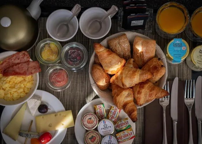 Hotel Litteraire Le Swann, Bw Premier Collection 4*