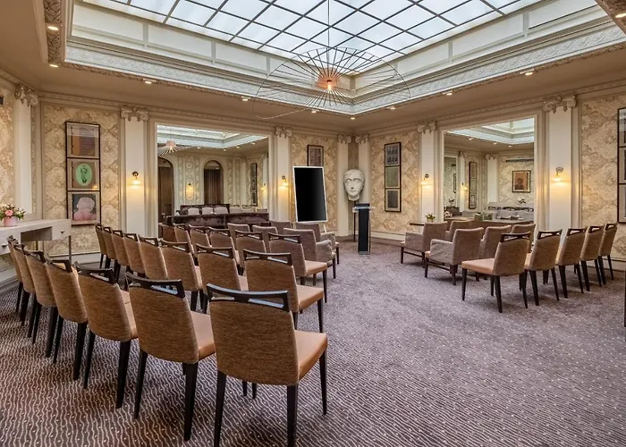 Litteraire Le Swann, Bw Premier Collection