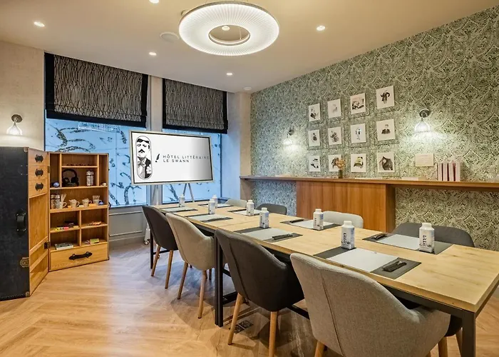 Hotel Litteraire Le Swann, Bw Premier Collection 4*