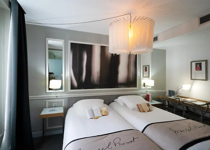 Hotel Litteraire Le Swann, Bw Premier Collection París