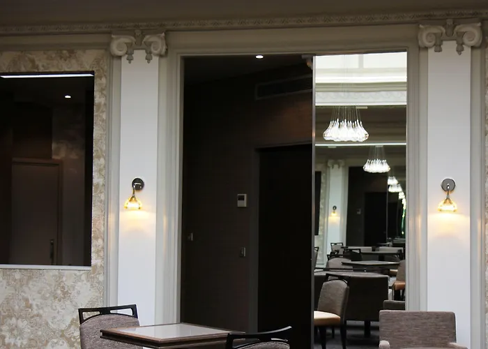 Hotel Litteraire Le Swann, Bw Premier Collection 4*