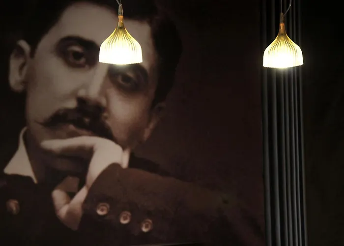 Litteraire Le Swann, Bw Premier Collection