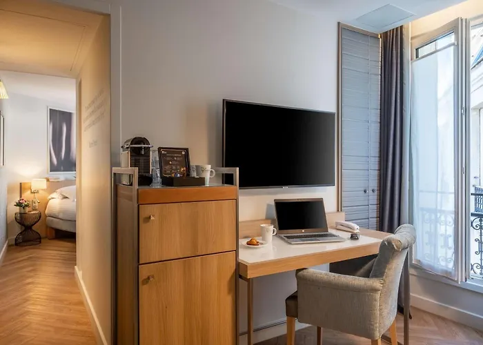 Litteraire Le Swann, Bw Premier Collection Hotel 4*