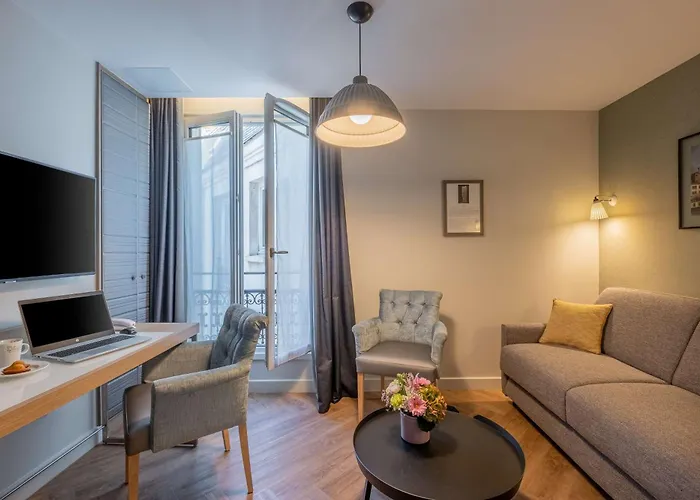 Litteraire Le Swann, Bw Premier Collection Hotel