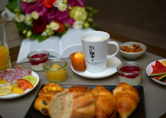 Litteraire Le Swann, Bw Premier Collection Hotel 4*